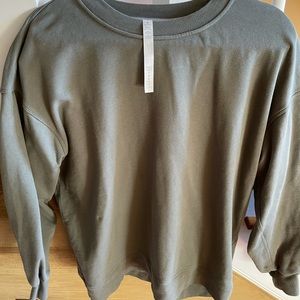 Lululemon Perfectly Oversized Crew sweatshirt